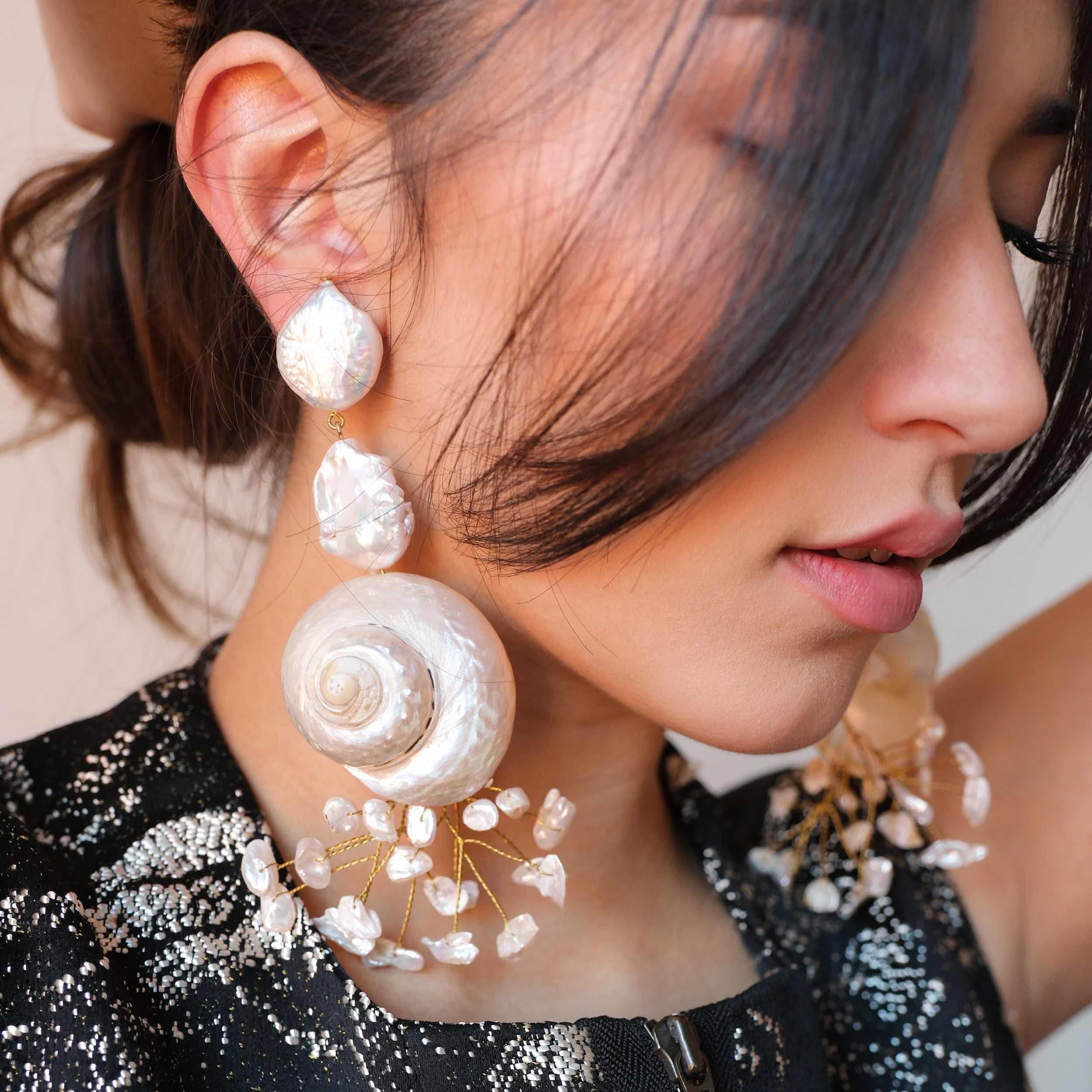 Black Sea Pazzaglia Orecchini A Leva Con Perle Di Conchiglia Dei Mari Del Sud - Diametro 8-16mm, Naturali, Senza Nichel, Fatti A Mano Orecchini Conchiglia