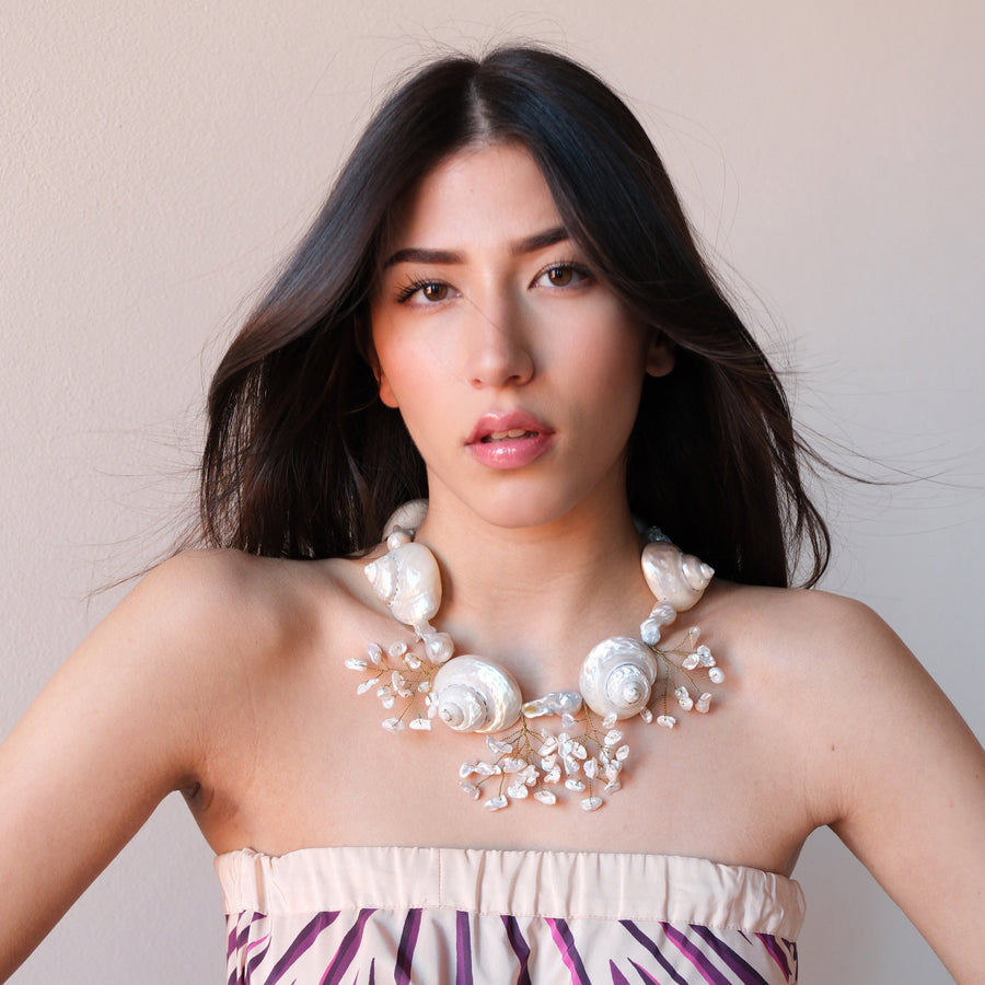 LOVE MARINE- Collana in perle di fiume e conchiglie