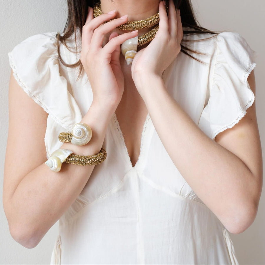 LOVE MARINE SNAKE- Bracciale in catena di cristallo e conchiglie