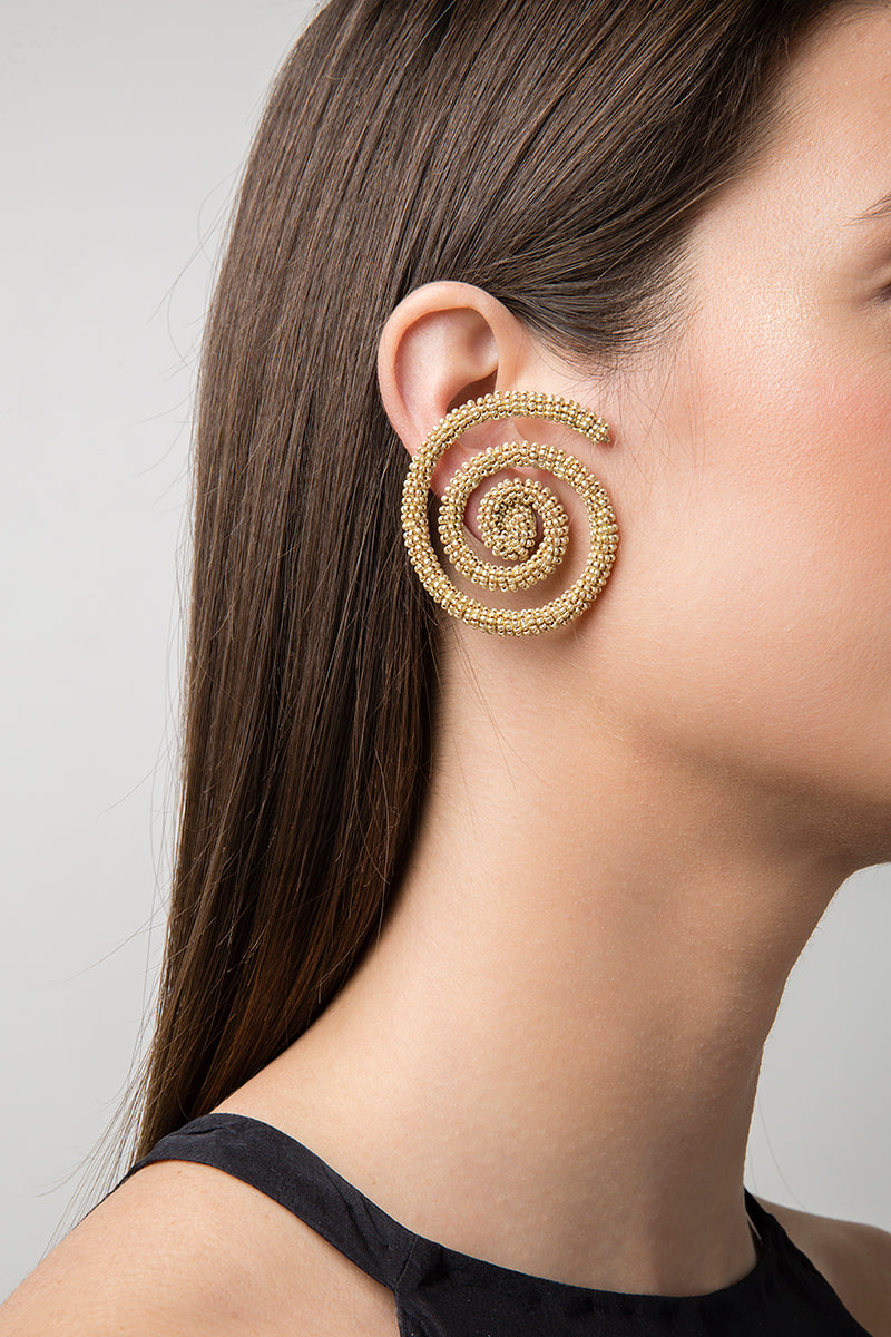 FLORA - Salmon spiral earrings in vintage beads