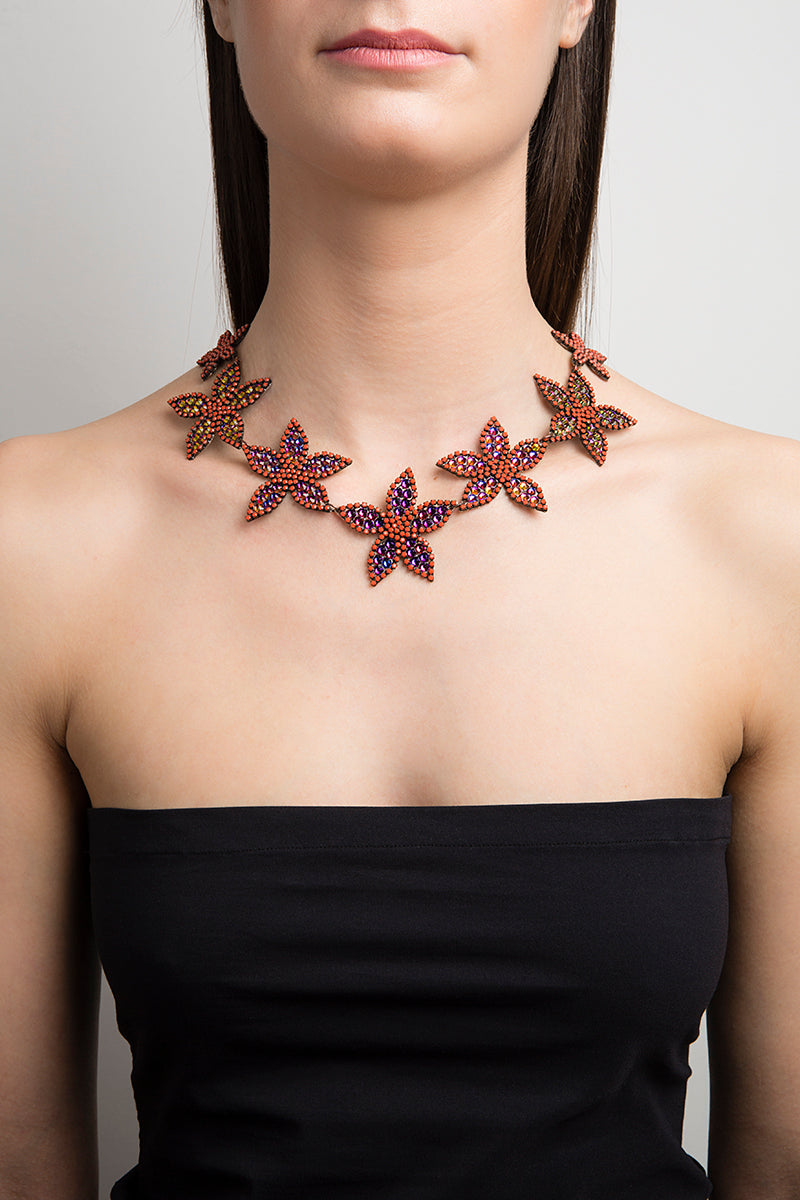 MAREA - Coral choker necklace in Swarovski stones